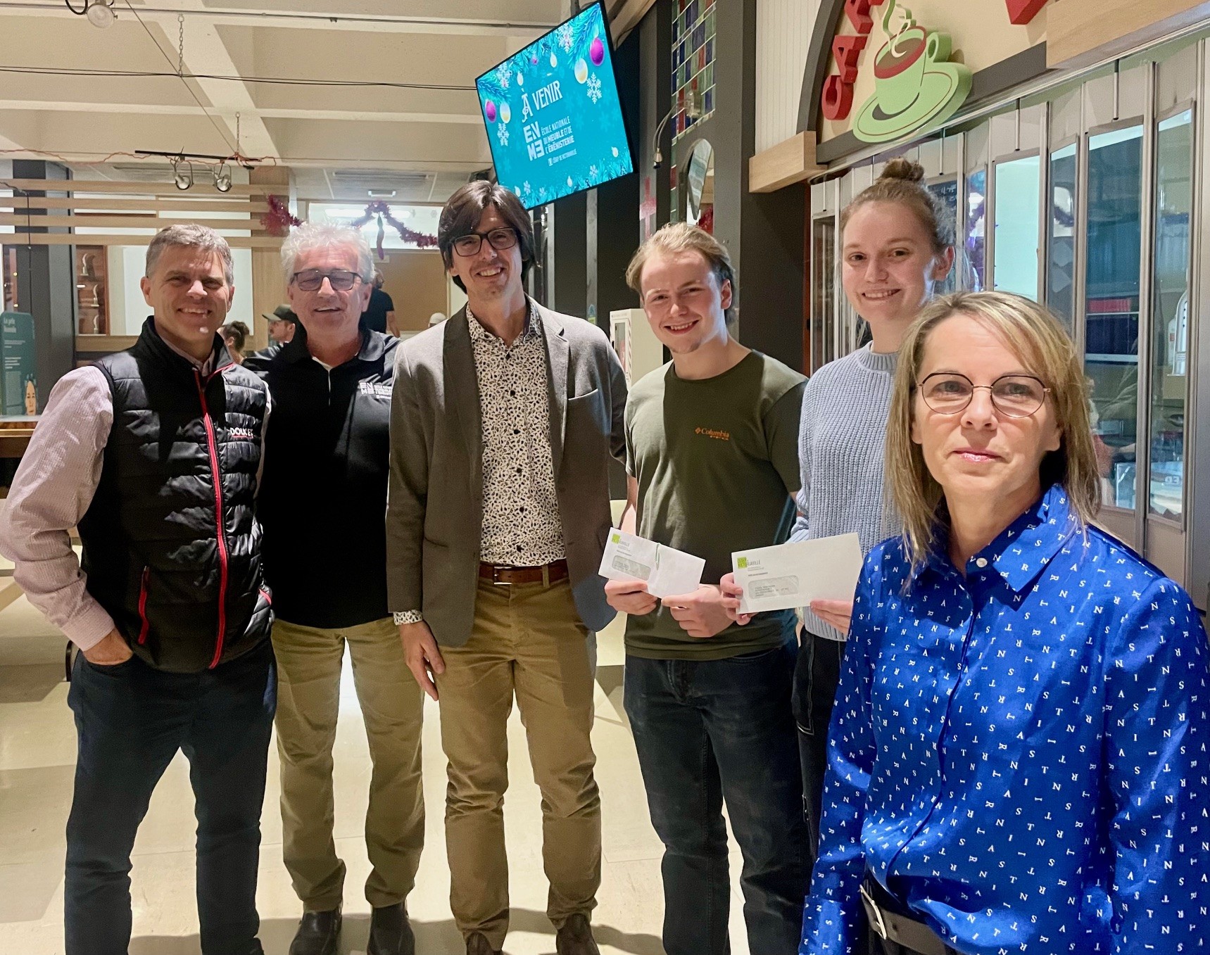 Remise des bourses d’études de la Wood Industry Association