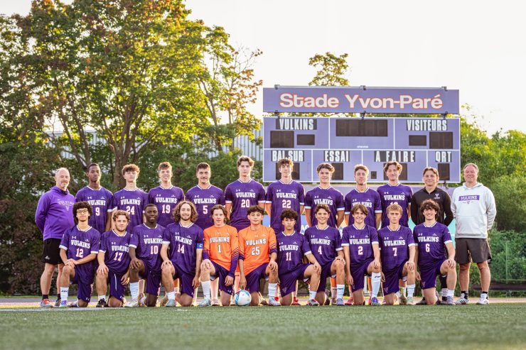 Photo d'équipe 2025-2026 des Vulkins soccer masculin