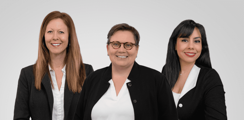 Sylvie Norris, directrice du Service de la formation continue du Cégep de Victoriaville entourée des conseillères pédagogiques Nadia Sabourin et Haniyeh Abbasi